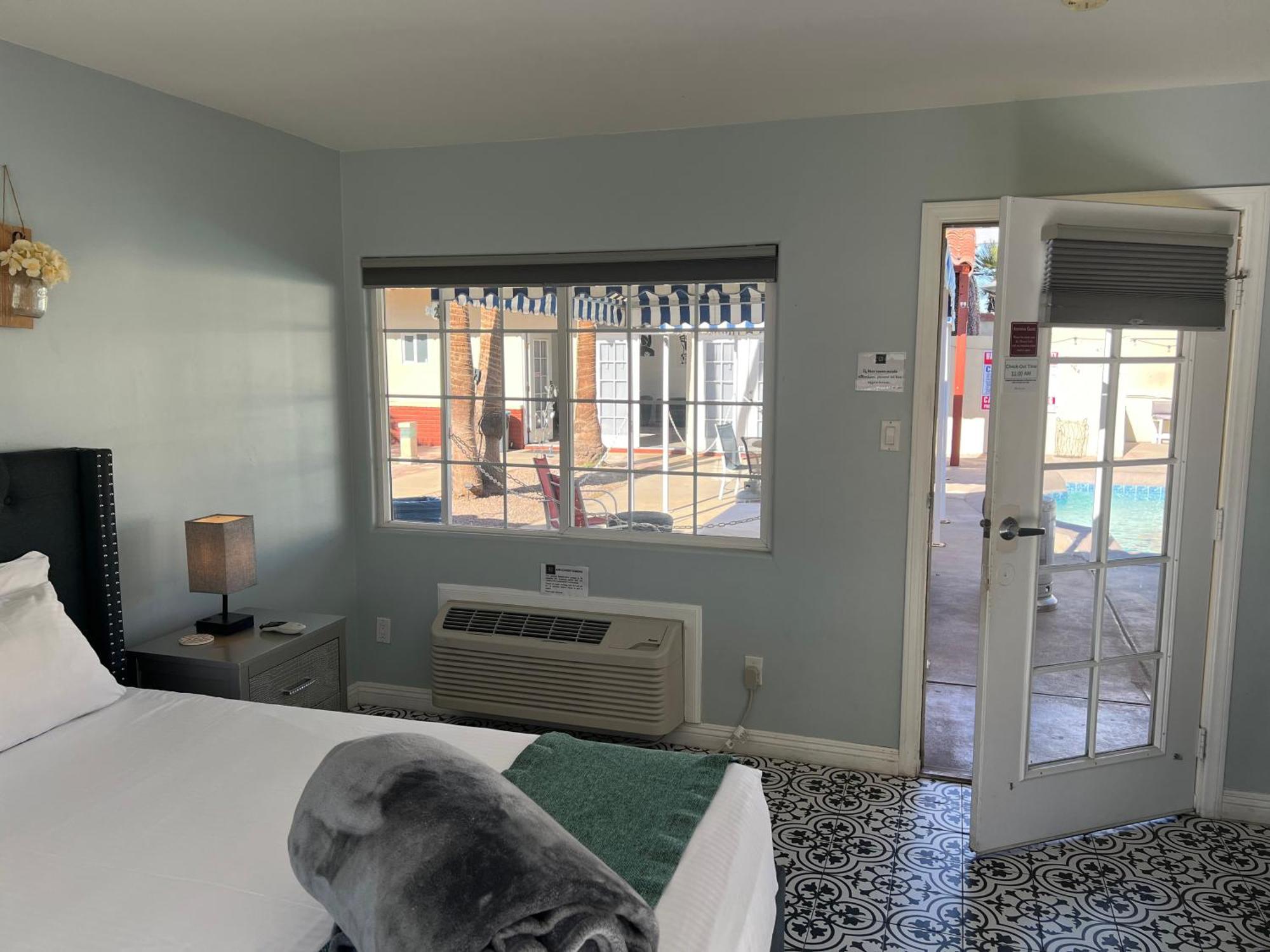 Exotic Dreams Resort Adults Only Palm Springs Extérieur photo
