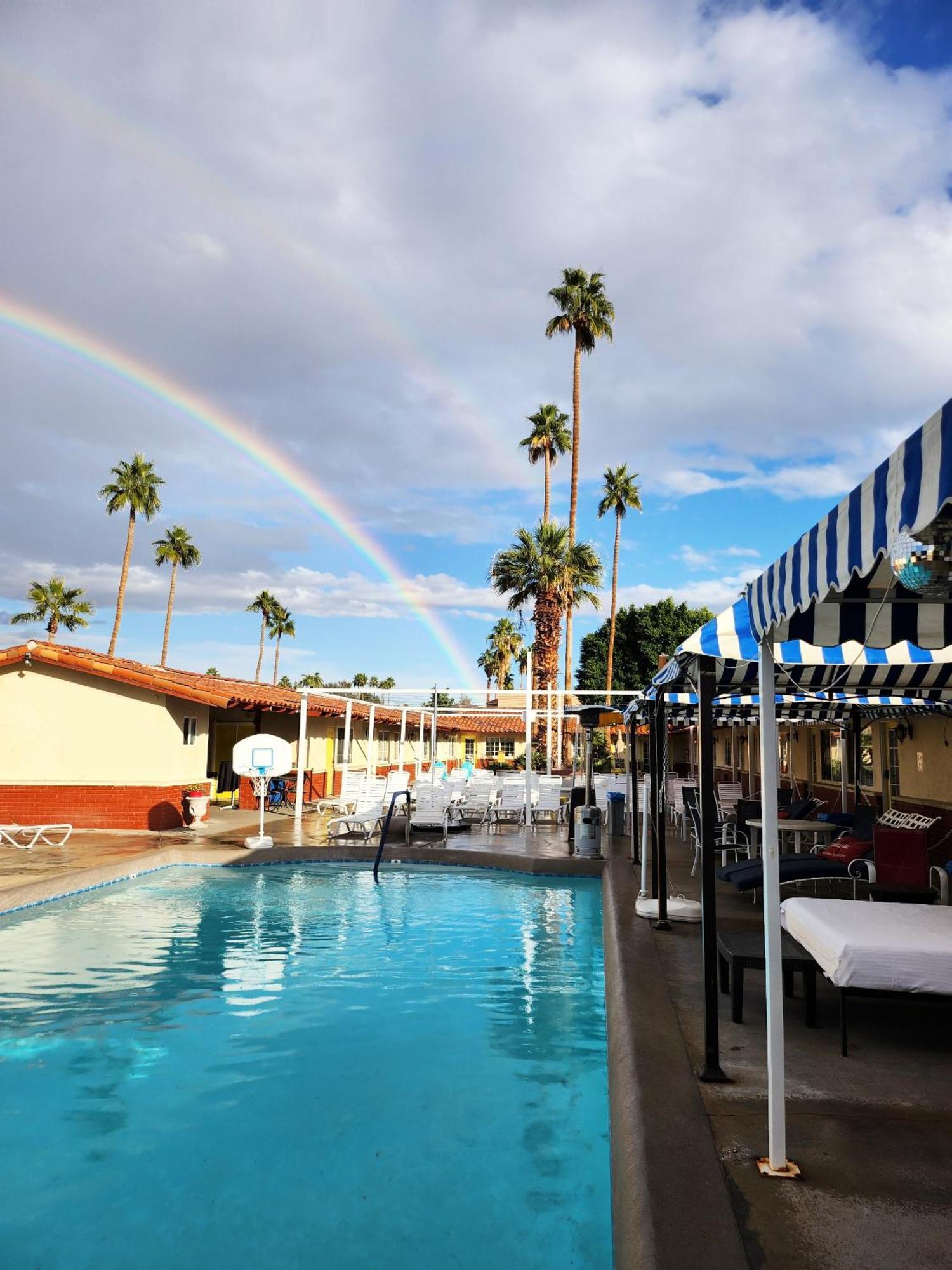 Exotic Dreams Resort Adults Only Palm Springs Extérieur photo